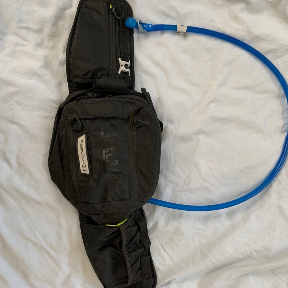 Camelbak hydration waist pack